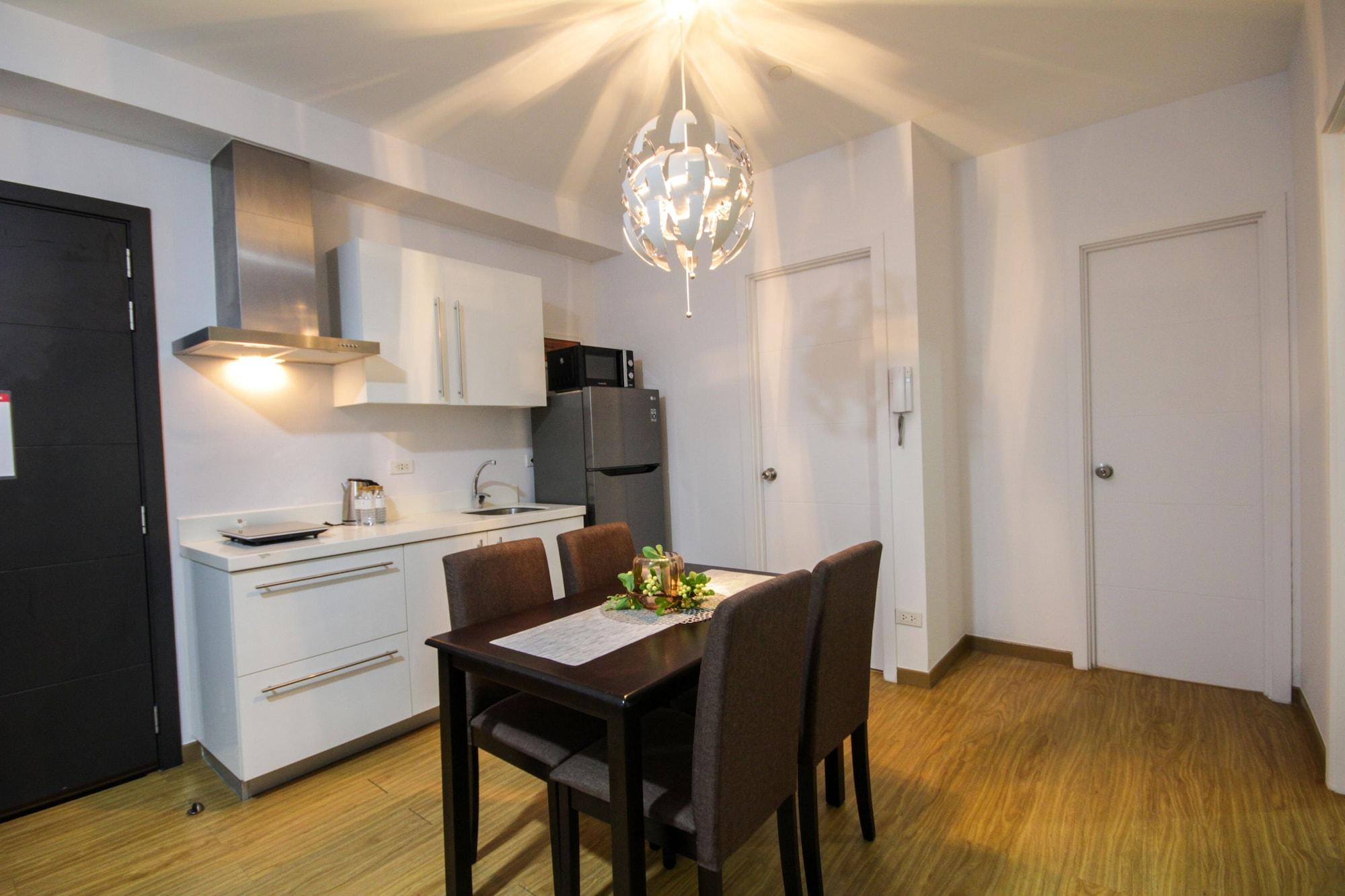 Siglo Suites @ The Acqua Private Residences Mandaluyong Luaran gambar